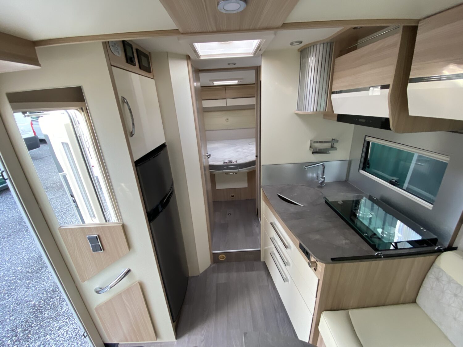 miet1camper.de-FLeurette Florium Mayflower 74LMF